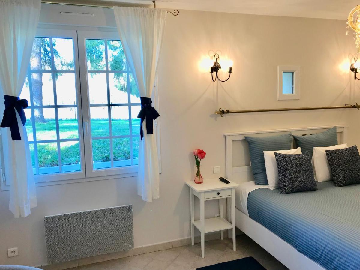Luzillé Sans Souci Bed And Breakfast Luxe Heated Pool And Restaurant מראה חיצוני תמונה