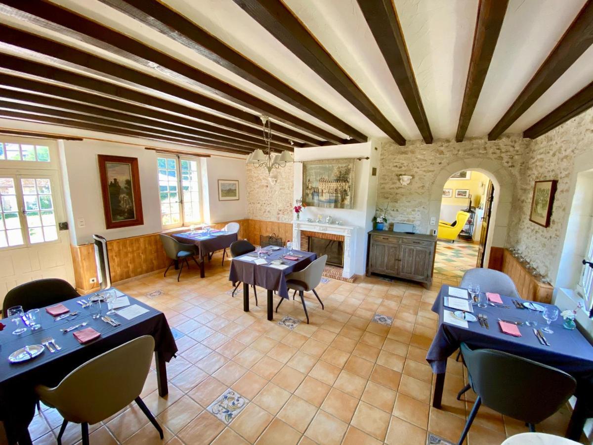 Luzillé Sans Souci Bed And Breakfast Luxe Heated Pool And Restaurant מראה חיצוני תמונה