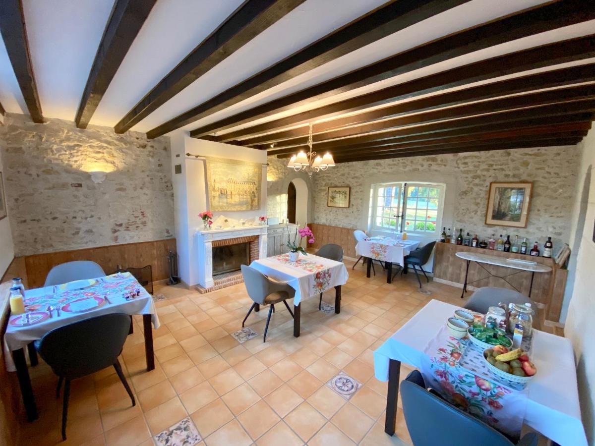 Luzillé Sans Souci Bed And Breakfast Luxe Heated Pool And Restaurant מראה חיצוני תמונה