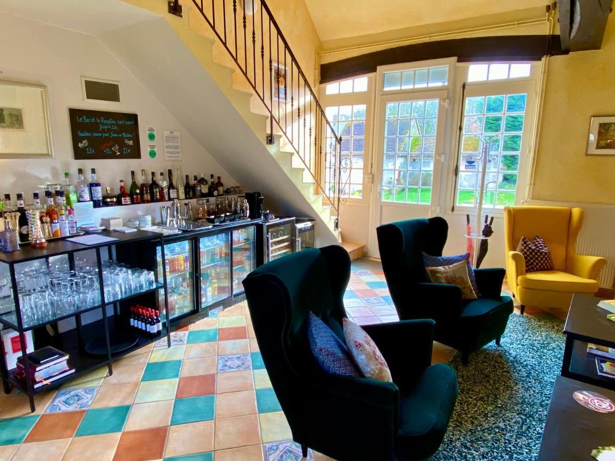 Luzillé Sans Souci Bed And Breakfast Luxe Heated Pool And Restaurant מראה חיצוני תמונה