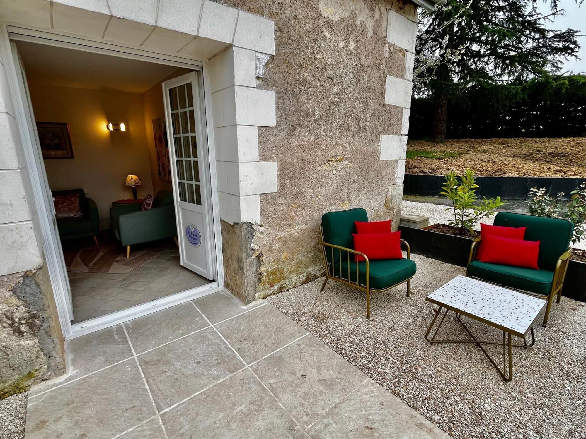 Luzillé Sans Souci Bed And Breakfast Luxe Heated Pool And Restaurant מראה חיצוני תמונה