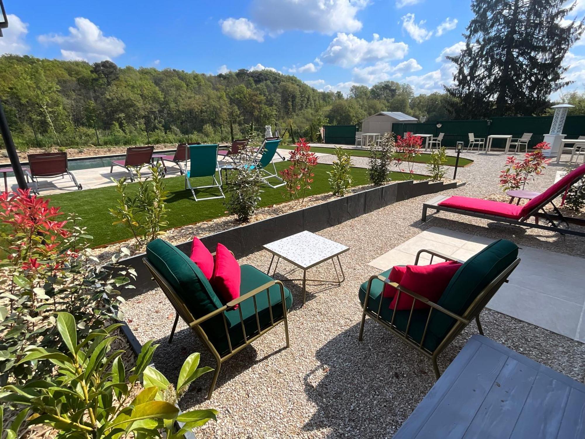 Luzillé Sans Souci Bed And Breakfast Luxe Heated Pool And Restaurant מראה חיצוני תמונה