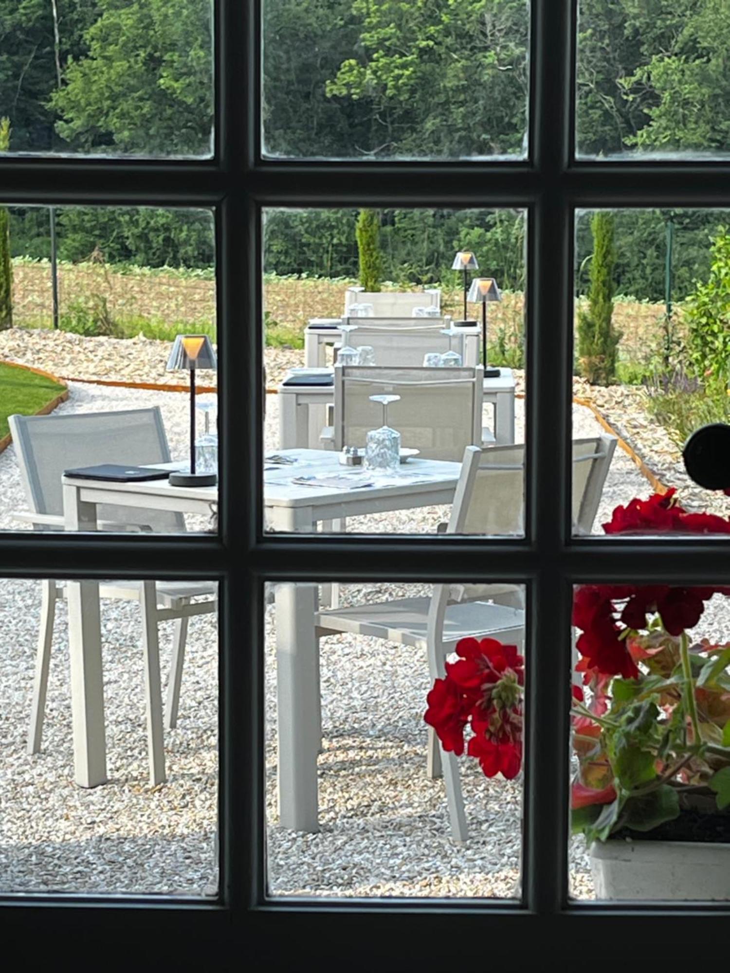 Luzillé Sans Souci Bed And Breakfast Luxe Heated Pool And Restaurant מראה חיצוני תמונה